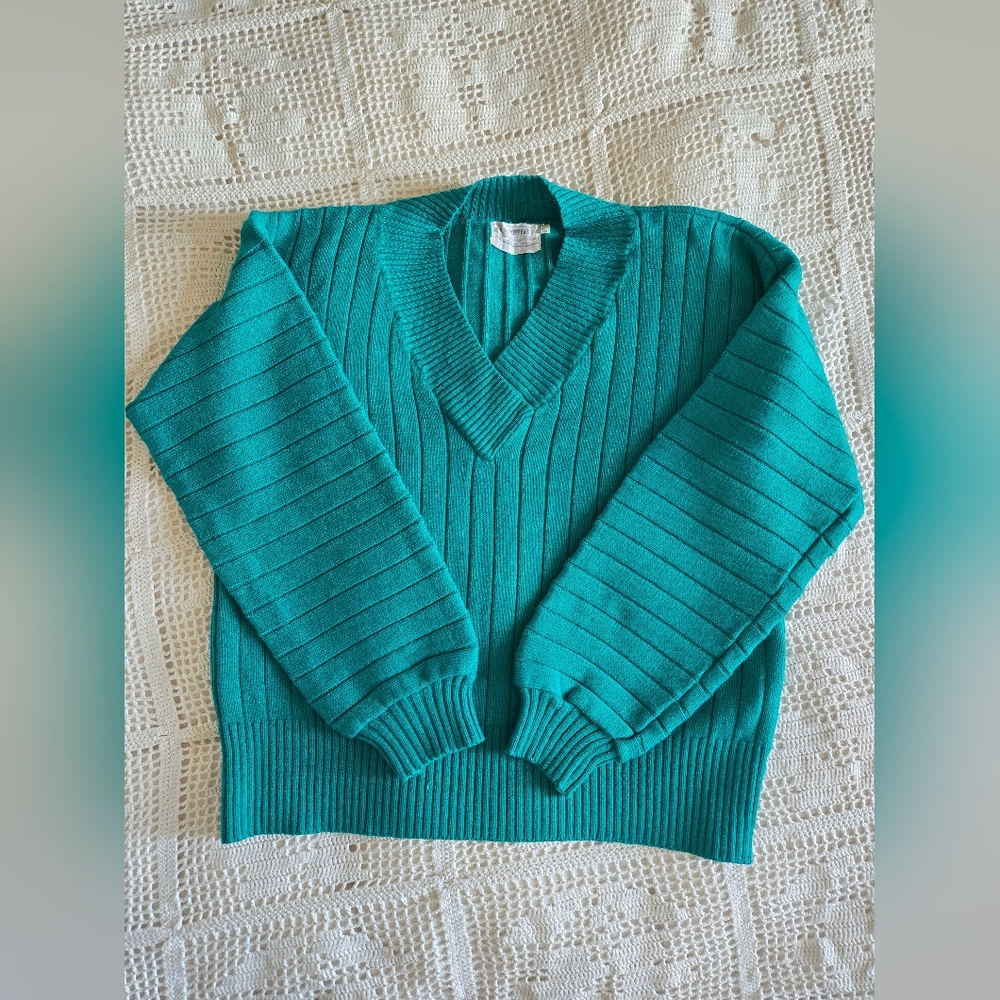 Knit - Picture 3 of 4